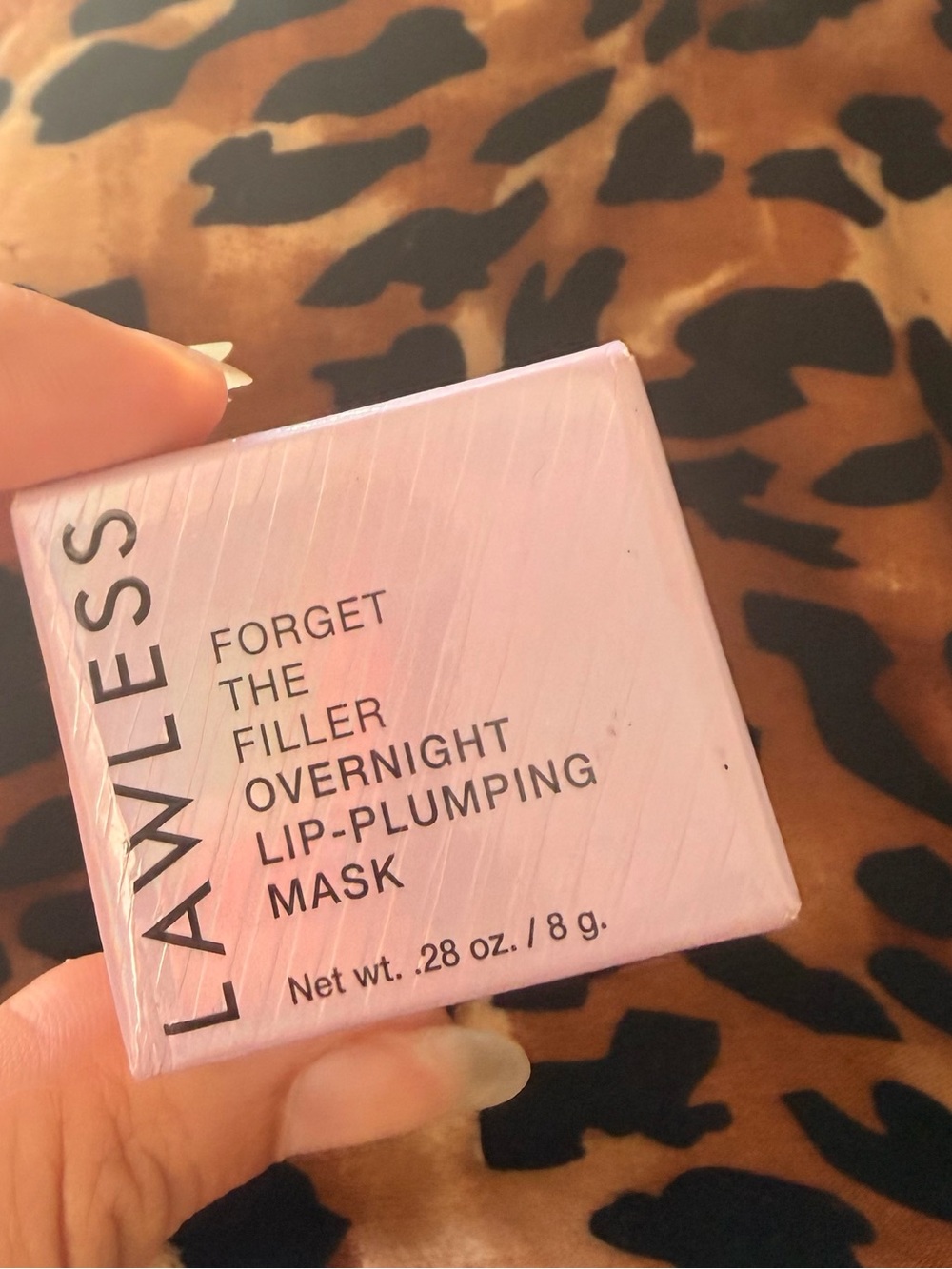 LAWLESS Overnight Lip-Plumping Mask — Light Pink Box